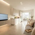 Borgo Felice 5 - Modern With Balcony + Free Parking Апартаменты *