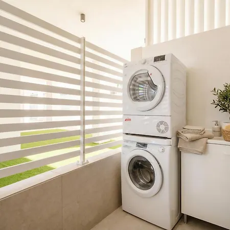 Borgo Felice 5 - Modern With Balcony + Free Parking باري