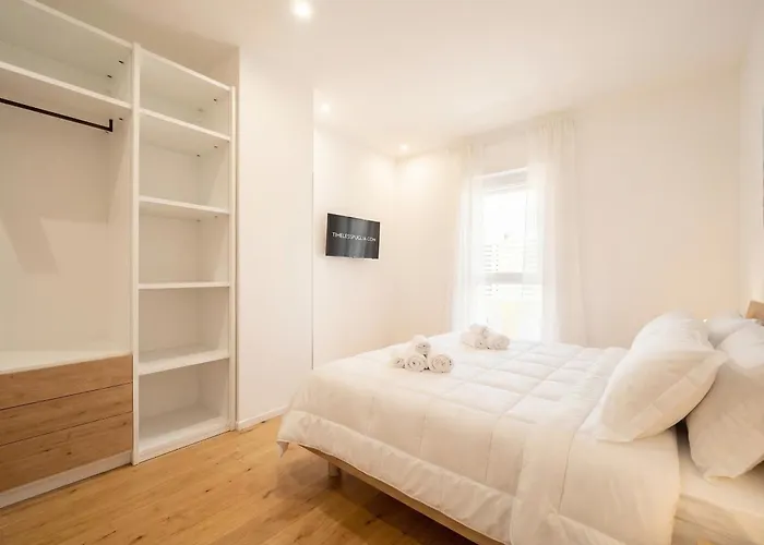 Borgo Felice 5 - Modern With Balcony + Free Parking Apartment Bari